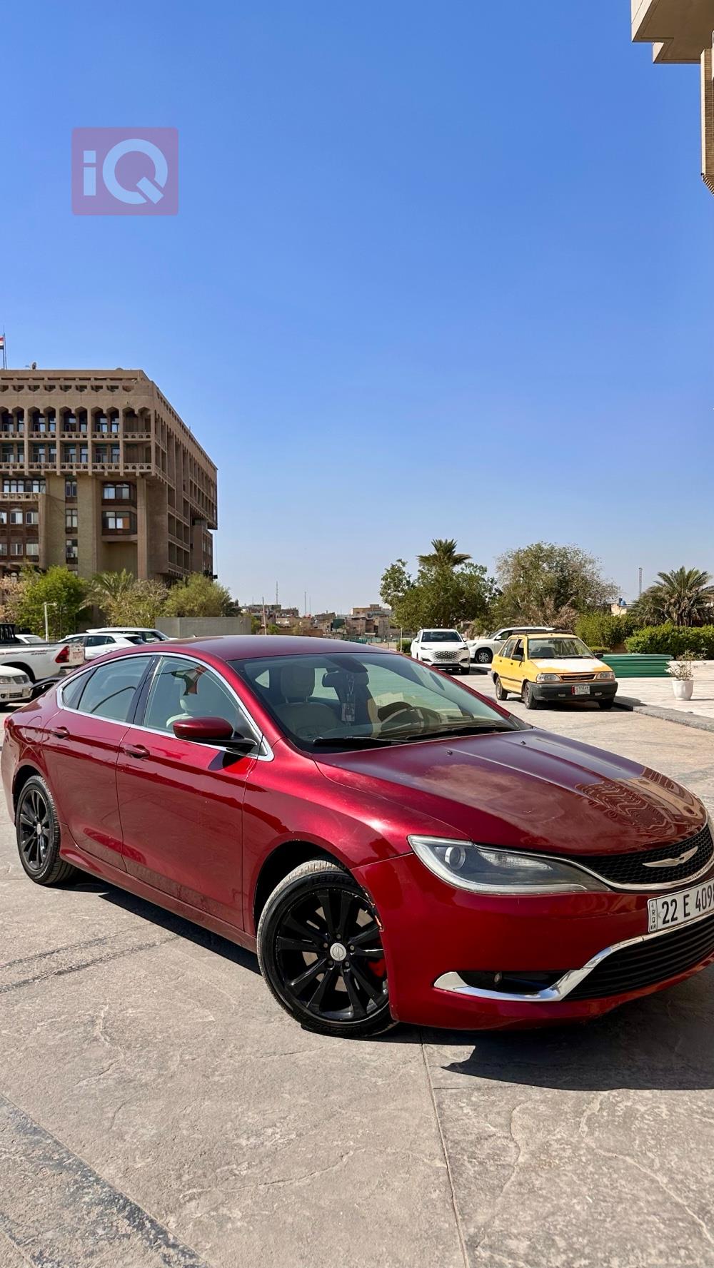 Chrysler 200